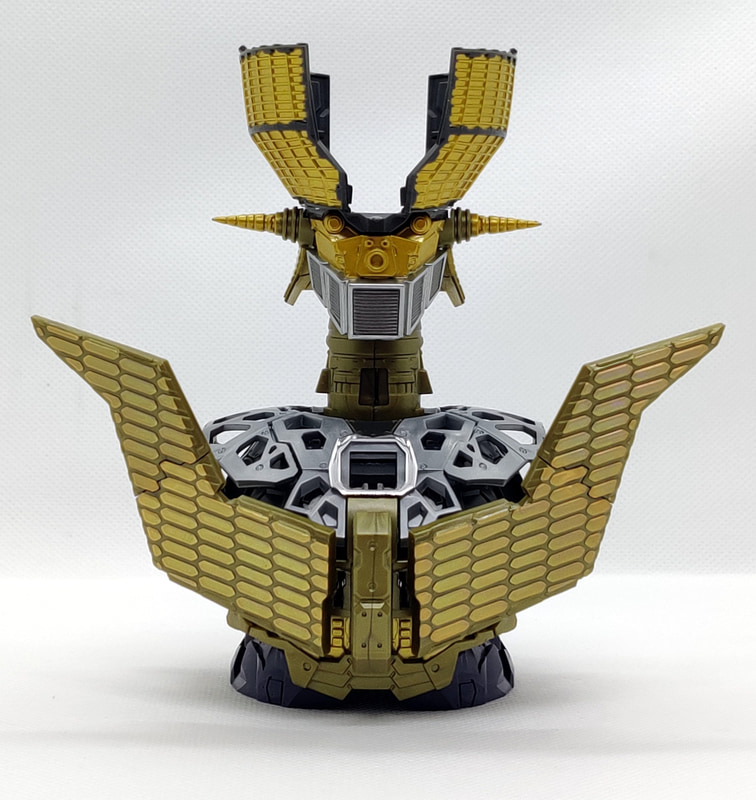 「インターナルストラクチャー」正面