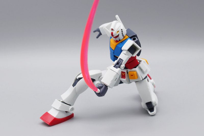 ガンダム単体でもポージングは十分に楽しめる
