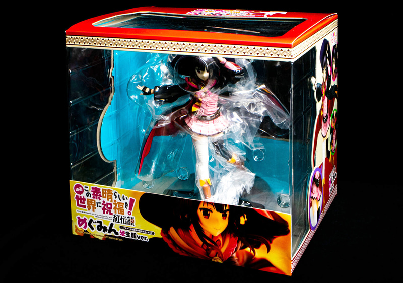 パッケージのメインカラーは「紅魔族」を意識したであろうスカーレットカラー