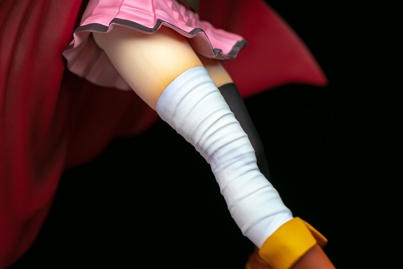 中二病らしさを現す包帯は何重にも巻かれた感じが凄く出ている