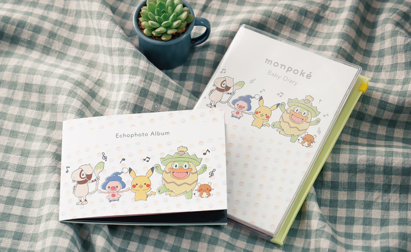 エコー写真アルバム　＆ｍｏｍ　880円/育児ダイアリーA5　＆ｍｏｍ　1,518円　発売中