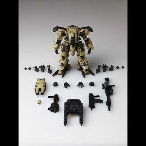 スクエニ、「フロントミッション」のヴァンツァーをプラモ化。第1弾は