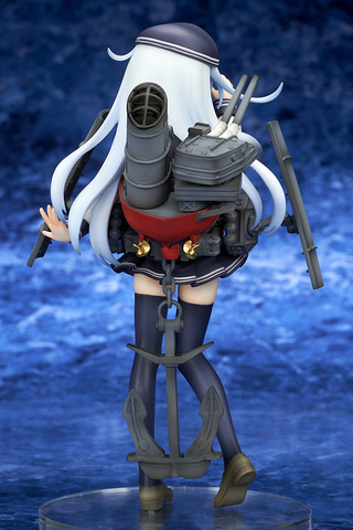 チラリとのぞくお腹がハラショー。「艦これ」から暁型二番艦「響