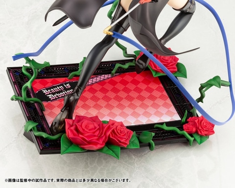 なびくポニーテールとリボン！ 躍動感溢れるポージングが楽しめる