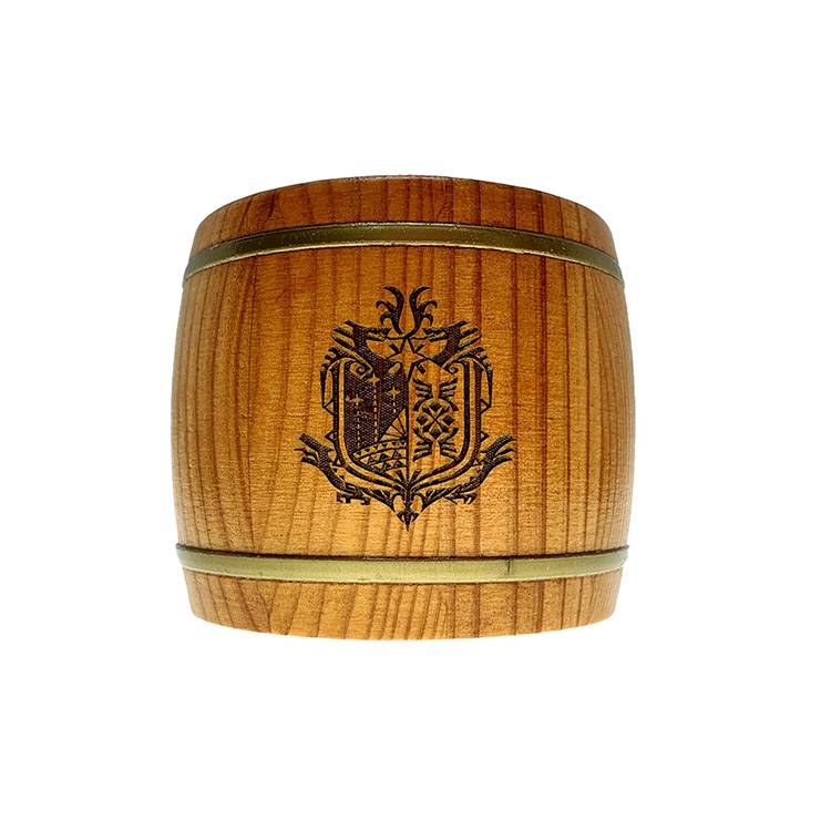 調査拠点アステラをイメージしたシックな木樽カラーに【新大陸古龍調査団】エンブレムを彫刻