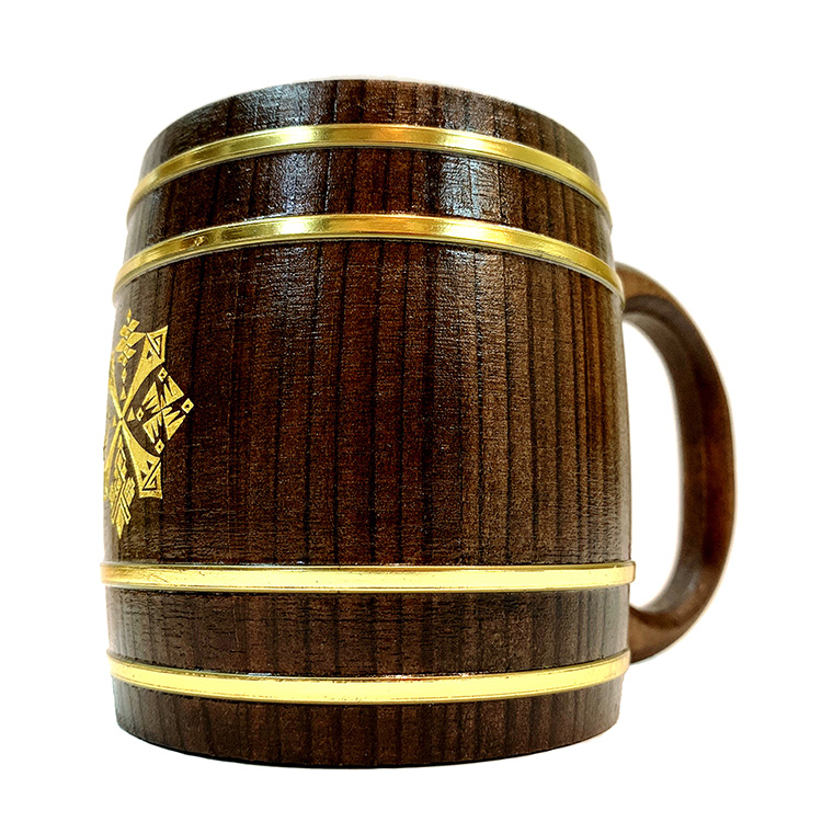 外側の底面にはMonster Hunter作品ロゴを彫刻