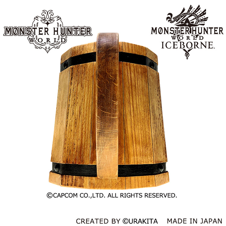 取手と木樽ジョッキ接合には、強度アップの為「ほぞ木組み」や様々な職人技を取り入れて製作されている