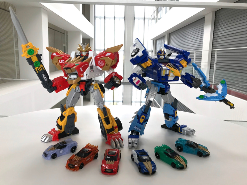 「レオチータ」（写真左）と「イーグルシャーク」（写真右）