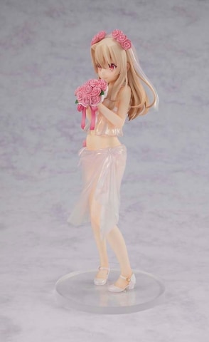 ベールを脱ぐと大胆なウェディングビキニ！「Fate/kaleid liner