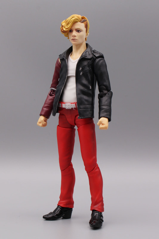 アンク人間態正面。番組中期の革ジャンスタイルを表現している。ブーツのディテールにも注目