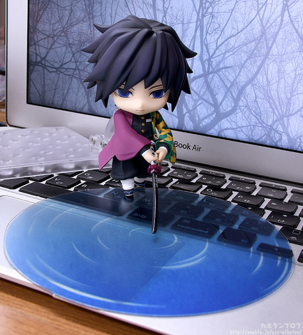 鬼滅の刃」より水の呼吸を扱う柱の1人「ねんどろいど 冨岡義勇」が予約