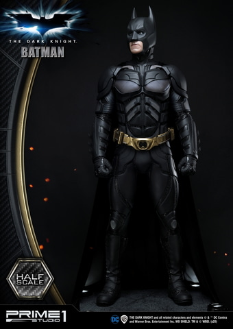 新品　バットマン フィギュア ダークナイト Amazon.co.jp: コミック・マスターピース バットマン:ダーク
