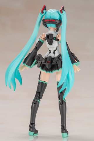 初音ミク」が「フレームアームズ・ガール」とコラボした手のひらサイズ