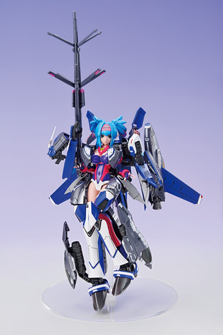マクロスF」よりツインテールがチャームポイントの「クラン・クラン