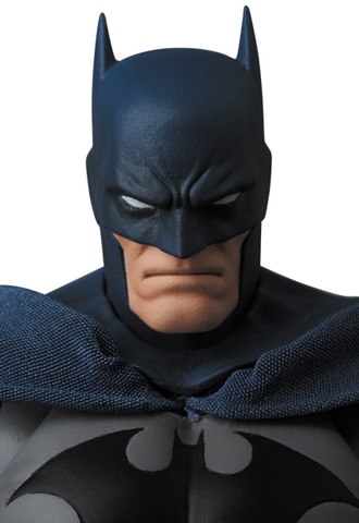 筋骨隆々のバットマン「マフェックス No.105 MAFEX BATMAN 