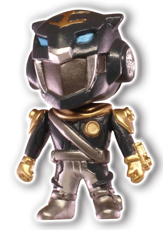 約45㎜で、頭と両腕が可動