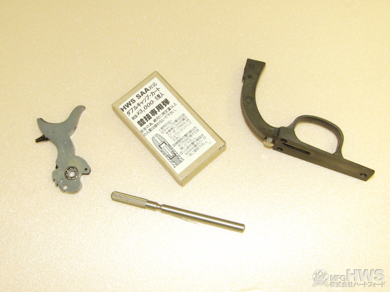 組み立てることで早撃ち用のカスタムSAAを手にできる