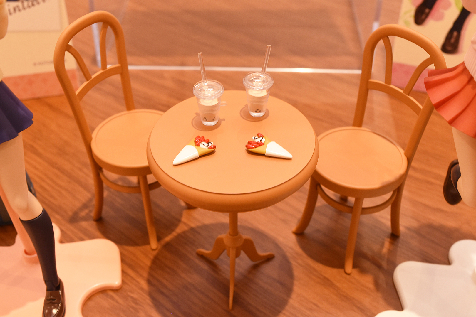 学校後の放課後を演出できる「アフタースクール　カフェテーブル」