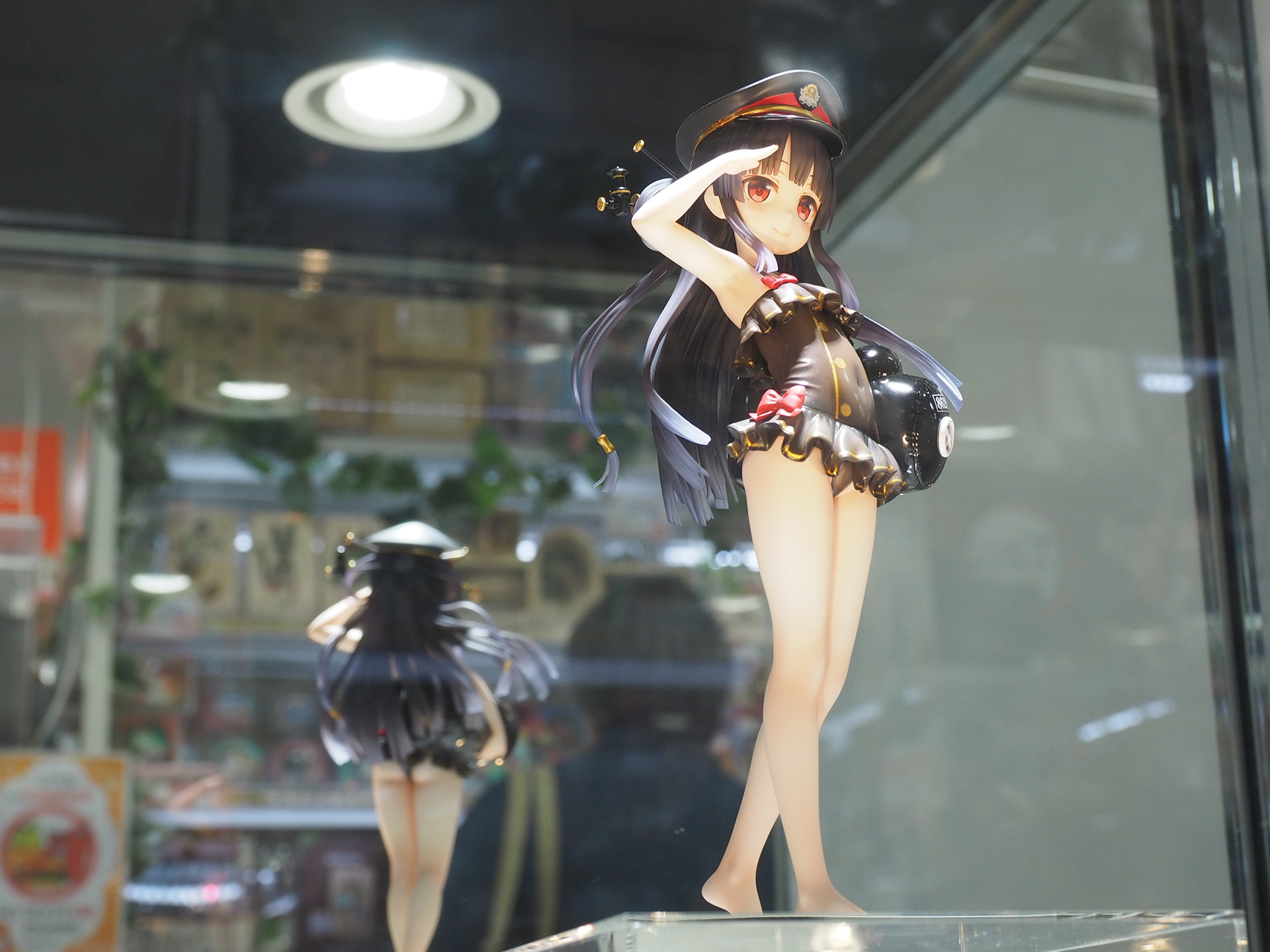 もちろん正面だけではなく、ヒップラインも含めて見事なスタイルになっている。