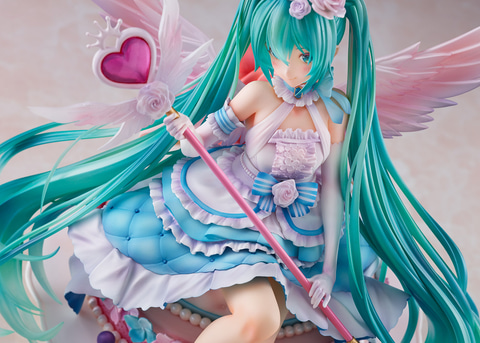 新フィギュアブランド Spiritale より 精霊のように美しい 初音ミク 1 7スケールフィギュアが発売決定 Hobby Watch