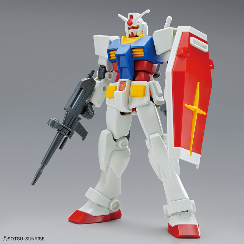 「ENTRY GRADE 1/144 RX-78-2 ガンダム」、このカッコイイガンダムが初心者向けプラモデルなのである