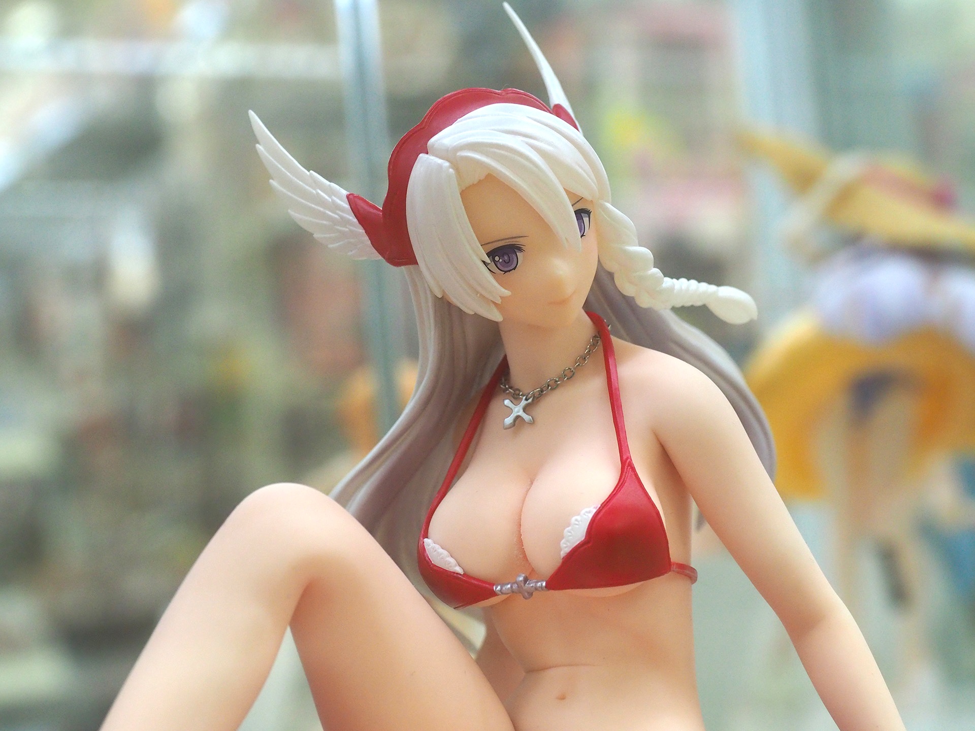 おへその上のシワに注目！