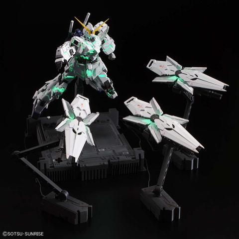 MGEX 1/100 ユニコーンガンダム Ver.Ka 完成品 LED MGEX 1/100 ユニコーンガンダム Ver.Ka｜バンダイ ホビーサイト