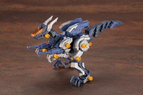 ワイルドウィーゼルユニットを追加装備！ 「ゾイド」シリーズより「RZ