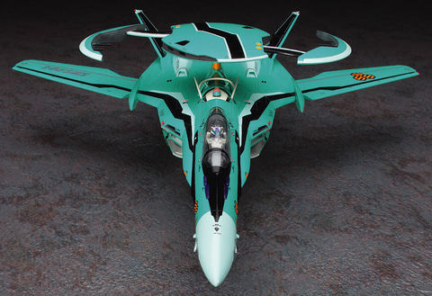 ロートドームは回転＆展開可能！ 「マクロスF」より、ルカ