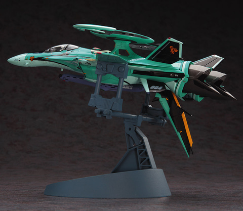 ロートドームは回転＆展開可能！ 「マクロスF」より、ルカ