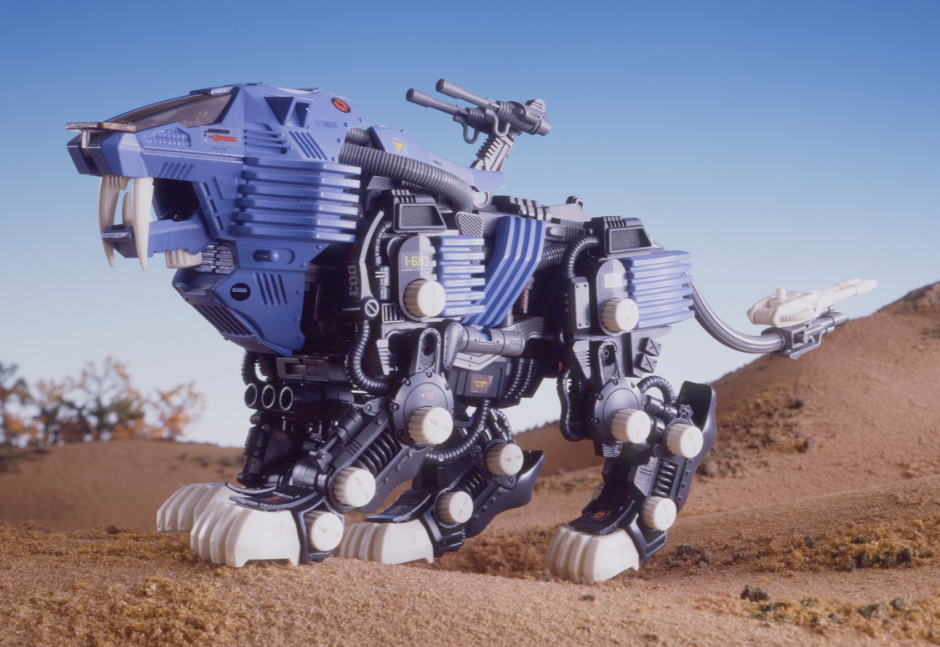 1987年に発売した「RPZ-02 シールドライガー」。モーターを動力としてリアルに歩くアクションと秀逸なデザインが当時の子どもたちの間で絶大な人気を博した