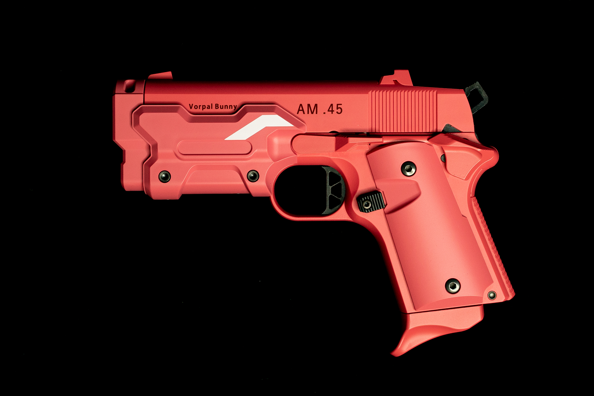 GGOの世界から飛び出したエアガン。鮮やかなピンクカラーが素晴らしい