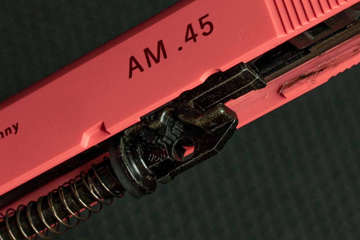 ホップダイアルを調整すれば20メートル先まで当たるらしい