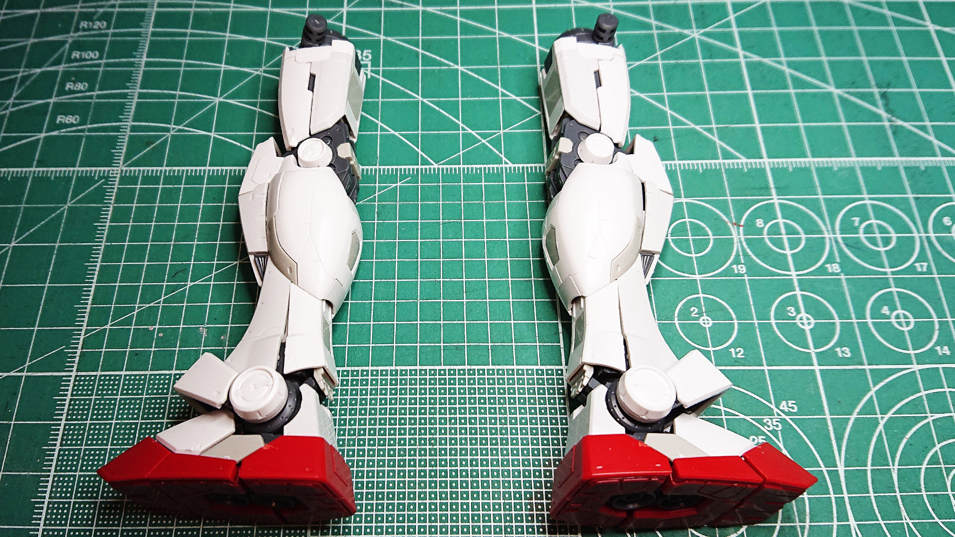 可動とディテールもりもりですが、その密度感にここでも「さすがMG」とうなってしまいました