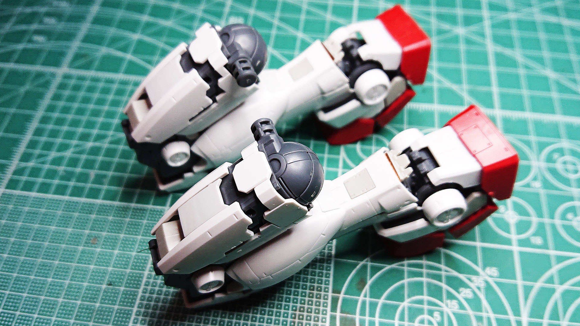 可動とディテールもりもりですが、その密度感にここでも「さすがMG」とうなってしまいました