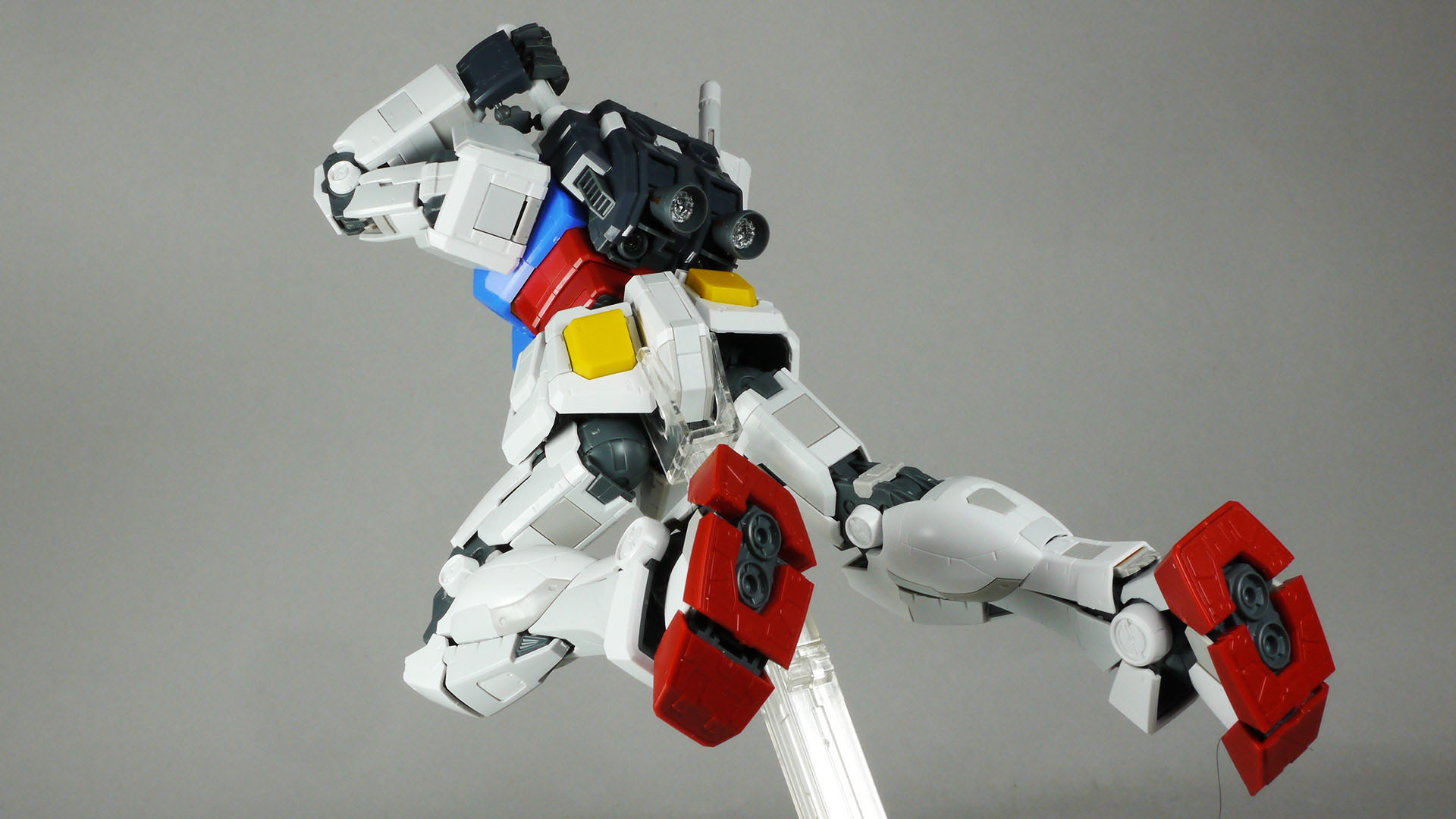 どんなポーズでもプロポーションが破綻することがありません。すばらしいです