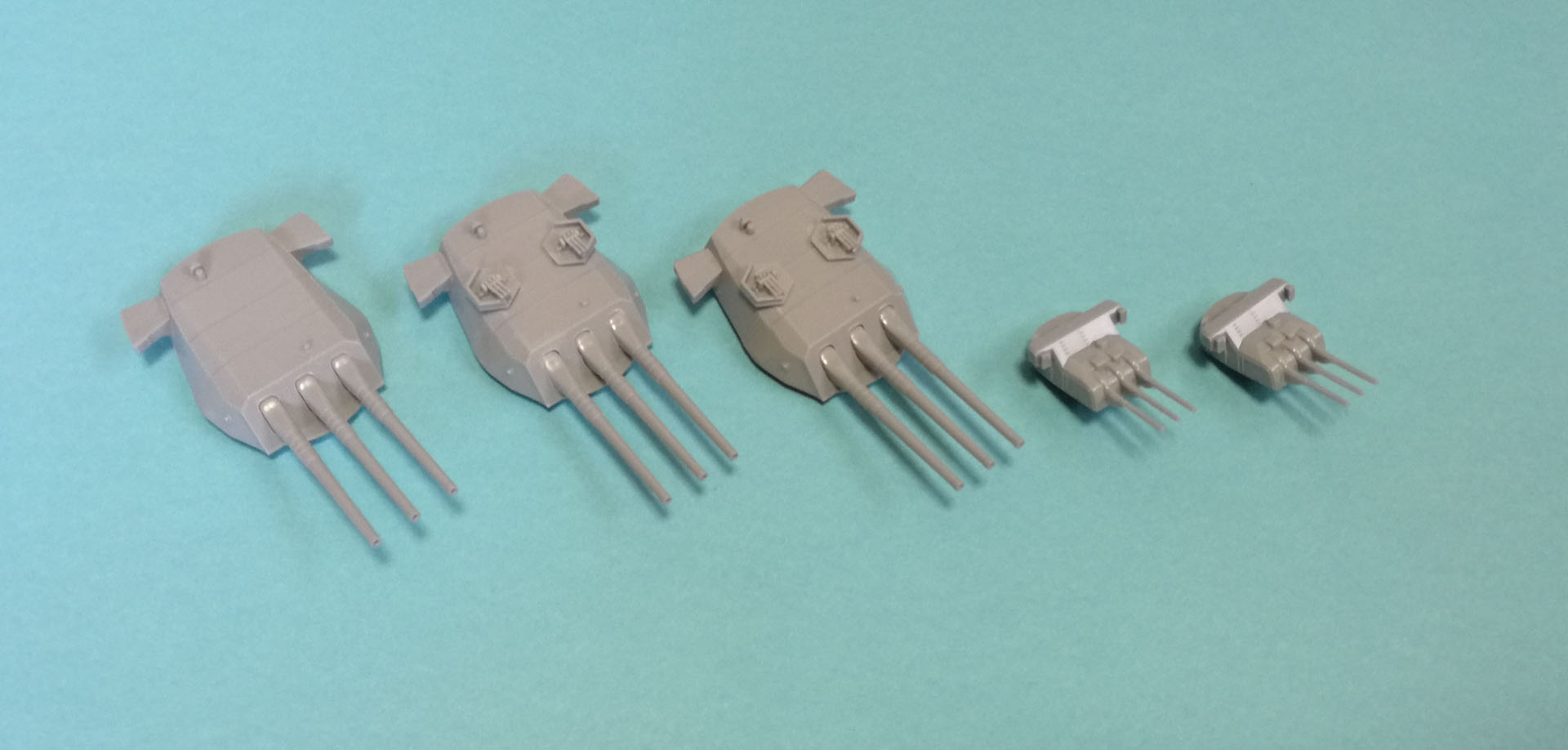 副砲は軽巡洋艦クラスの主砲に採用されていたもの。大和の巨大さを実感できます