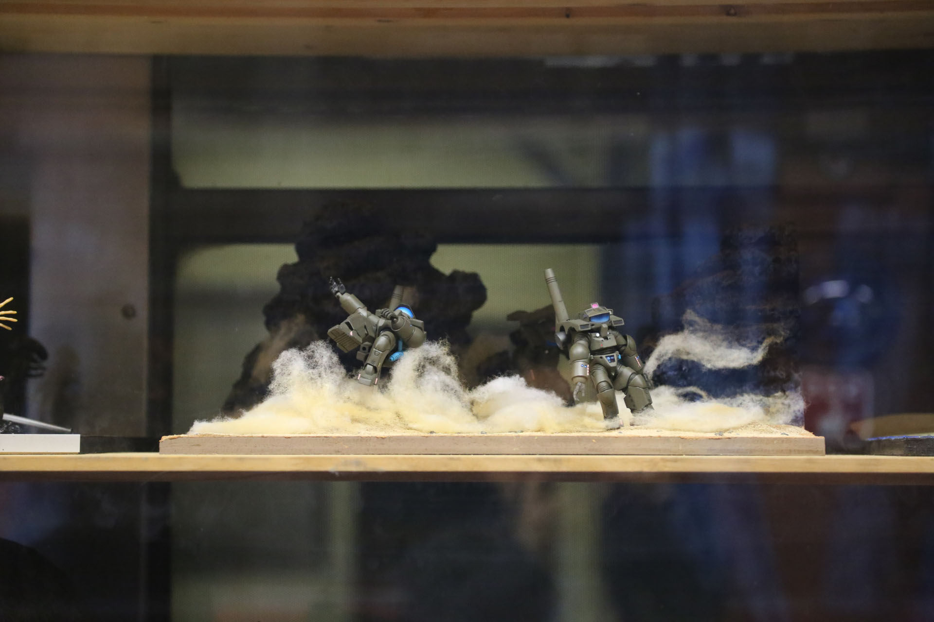 海洋堂ホビートレイン車内展示