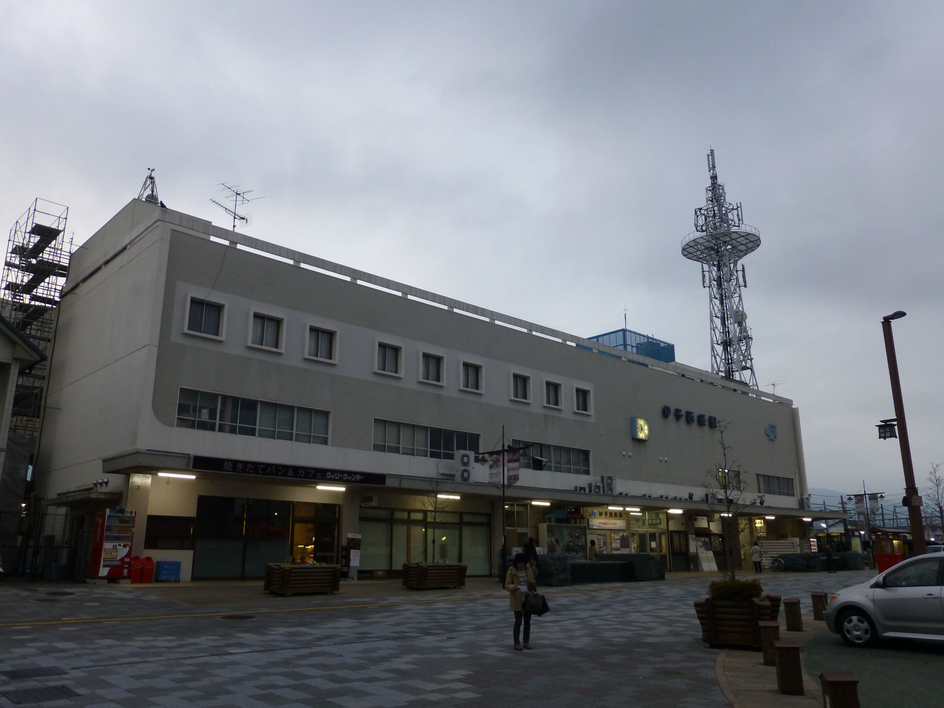伊予西条駅