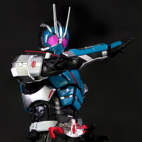 青みを帯びたダークカラー！ 「S.H.Figuarts 仮面ライダー1型