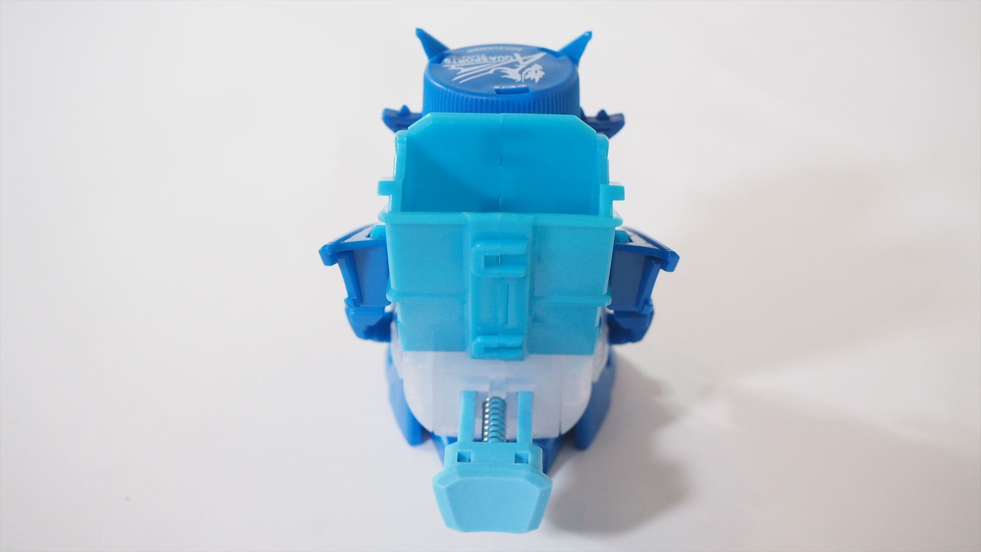 「アクアスポーツ」の背面