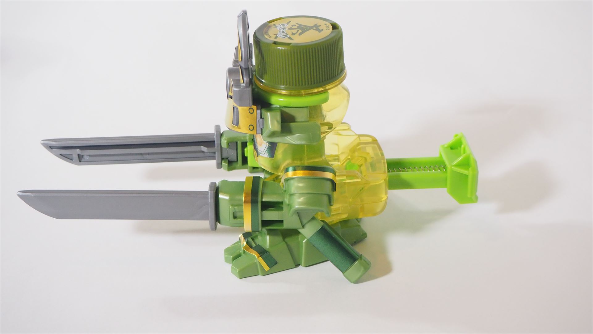 「ギョクロック」の側面