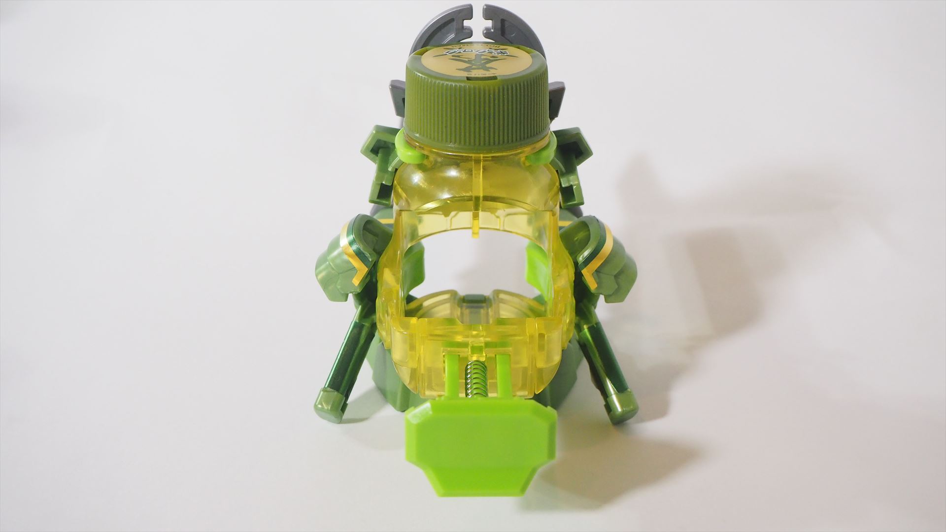 「ギョクロック」の背面