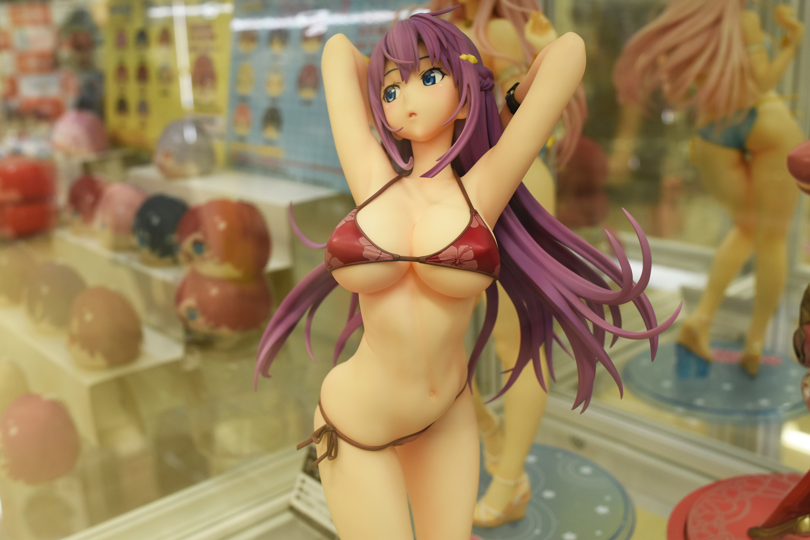 はち切れんほどの膨らみ