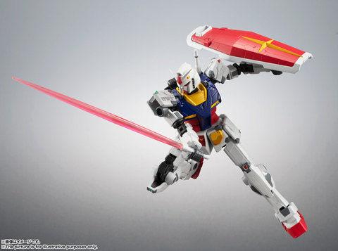 横浜の動く実物大ガンダム”が超合金で発売決定！ 「超合金