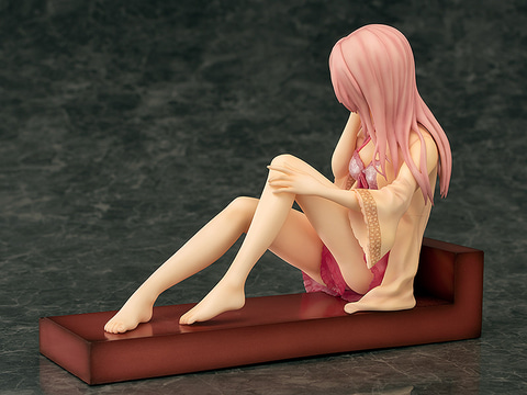 スラリと伸びた足のライン！ Amazonにて「アイドルマスター