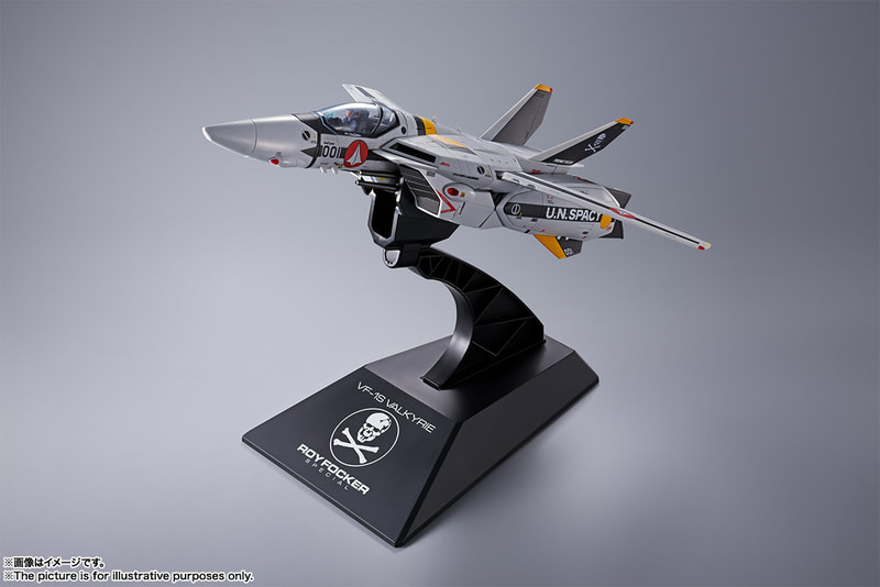 <strong class="em ">DX超合金 初回限定版VF-1Sバルキリー ロイ・フォッカースペシャル</strong>/18,000円（税別）