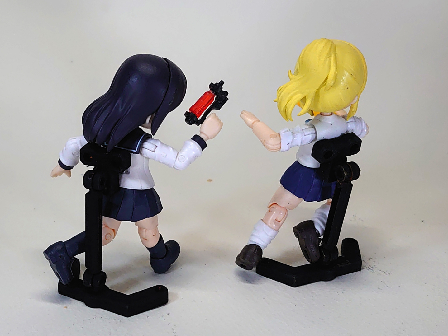 後ろから。真っ黒ですねさすがに。