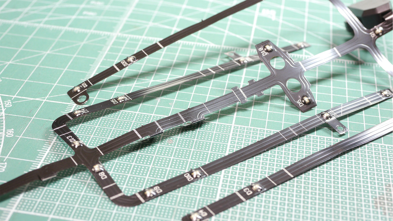 山折りと谷折り、何年ぶりかに見た言葉でした。この前処理をしていないとこの後の作業に影響が出ますので、無理せずここで折り曲げておきましょう