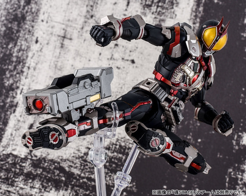 TAMASHII NATIONS S.I.C. 仮面ライダーファイズ Amazon.co.jp: TAMASHII NATIONS S.I.C.クラシックス2007 仮面ライダー